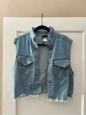 Vintage 90s Jerry Leigh x Mickey & Gang Disney Blue Denim Vest